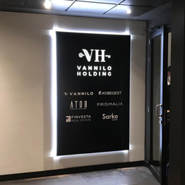 Rótulo Luminoso Vannilo Holding